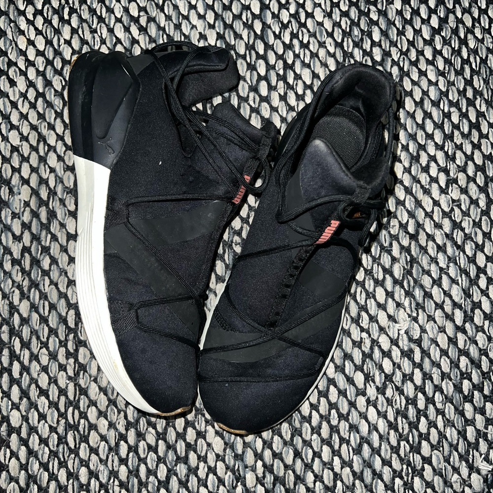 Puma Running Sneakers